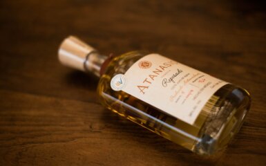 Entzifferung der Exzellenz: Tequila Atanasio Reposado’s Überlegenheit gegenüber Clase Azul Tequila Reposado